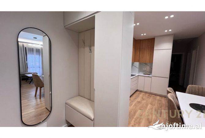 Shtepi ne shitje Apartament ne Tirane, 2+1, Mobilimi E mobiluar, Pagesa 200,000  Euro.