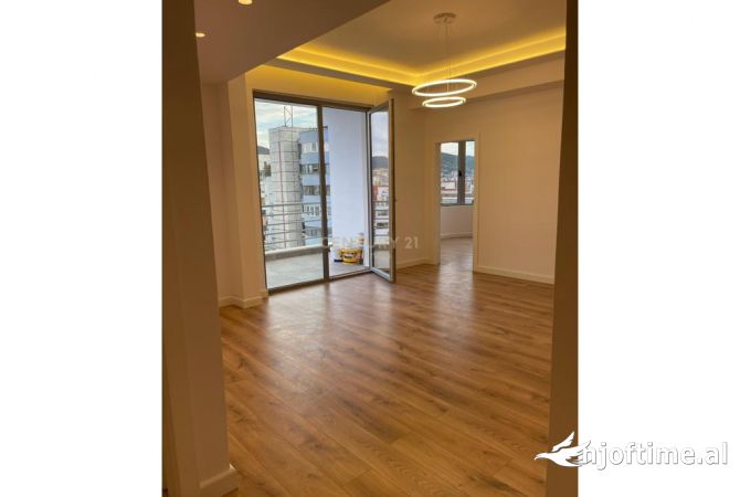 Shtepi ne shitje 2+1 ne Tirane - 237,000 Euro