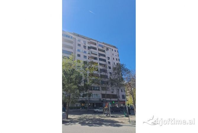 Ambient biznesi me qera 1+1 ne Tirane - 7,500 Euro