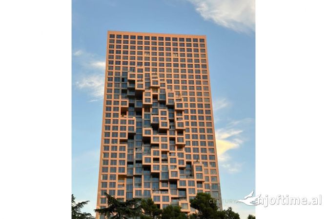 Ambient biznesi me qera 3+1 ne Tirane - 3,500 Euro