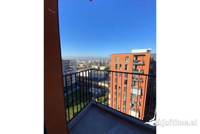 Shtepi ne shitje Apartament ne Tirane, 3+1, Mobilimi Bosh, pa mobiluar, Pagesa 240,000  Euro.