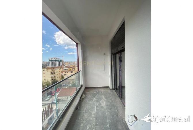 Shtepi ne shitje 2+1 ne Tirane - 300,000 Euro