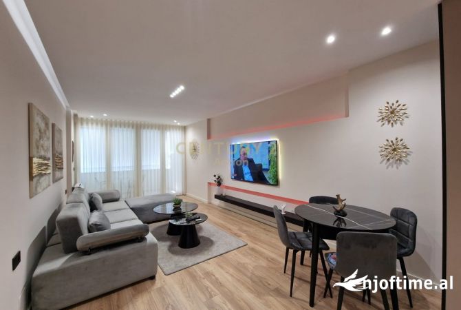 Shtepi me qera 2+1 ne Tirane - 1,500 Euro