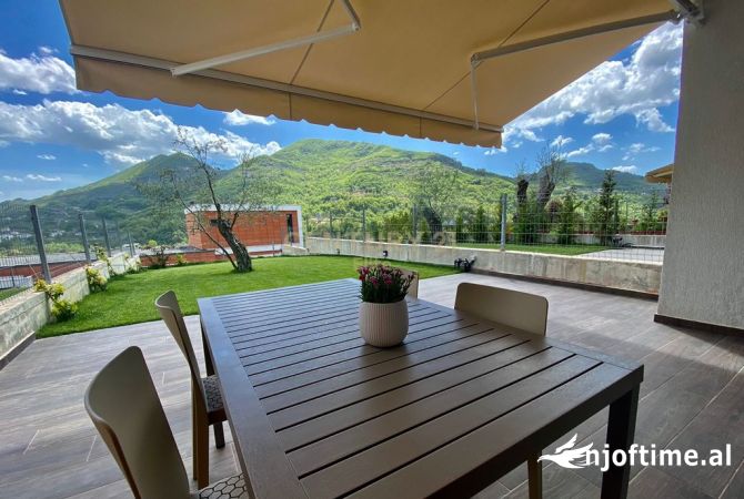 Shtepi me qera 2+1 ne Tirane - 1,290 Euro