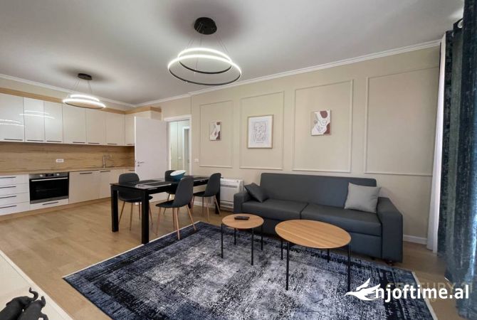 Shtepi me qera 3+1 ne Tirane - 1,500 Euro