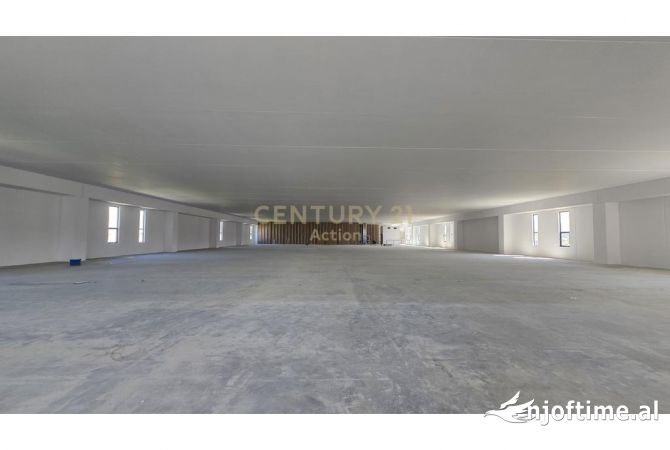 Ambient biznesi me qera 4+1 ne Tirane - 19,000 Euro