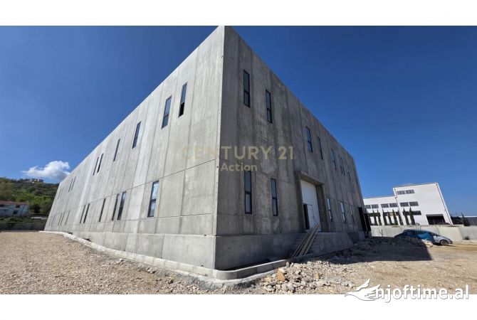 Ambient biznesi me qera 4+1 ne Tirane - 19,000 Euro