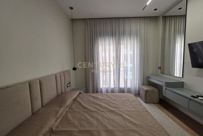 Shtepi me qera Apartament ne Tirane, 1+1, Mobilimi E mobiluar, Pagesa 1,000  Euro.