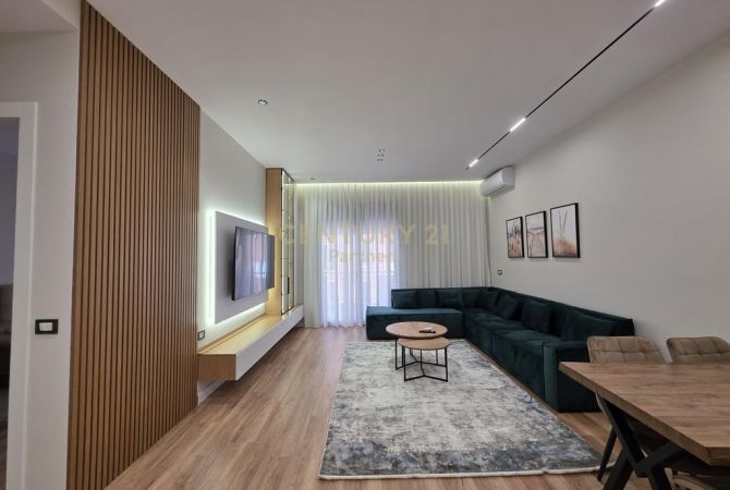 Shtepi me qera Apartament ne Tirane, 1+1, Mobilimi E mobiluar, Pagesa 1,000  Euro.