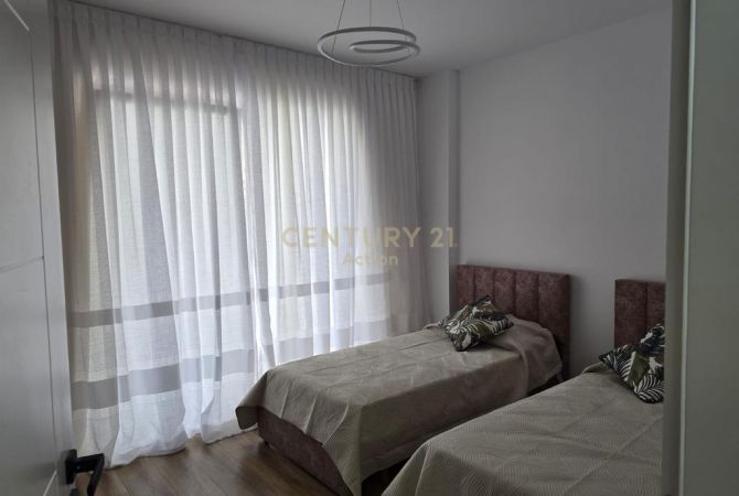 Shtepi me qera Apartament ne Tirane, 2+1, Mobilimi E mobiluar, Pagesa 700  Euro.