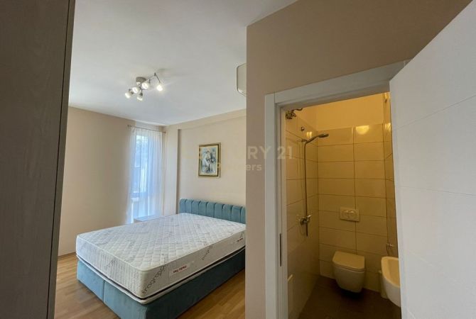 Shtepi me qera 2+1 ne Tirane - 800 Euro