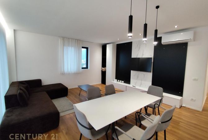 House for Rent 3+1 in Tirana - 900 Euro