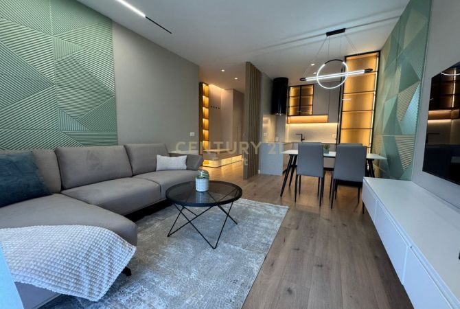 Shtepi me qera 2+1 ne Tirane - 1,000 Euro