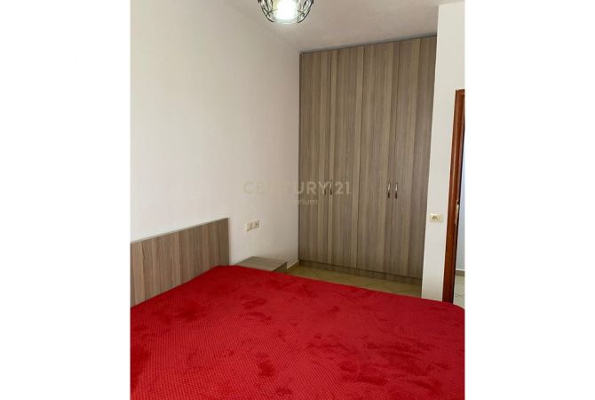 Shtepi me qera 1+1 ne Tirane - 400 Euro