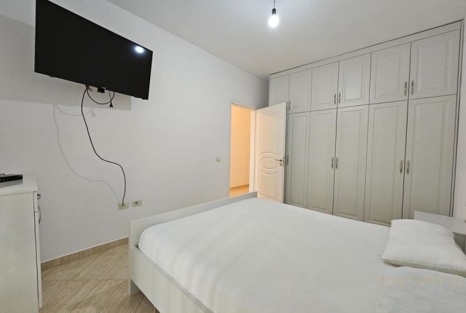 Shtepi ne shitje 1+1 ne Tirane - 140,000 Euro