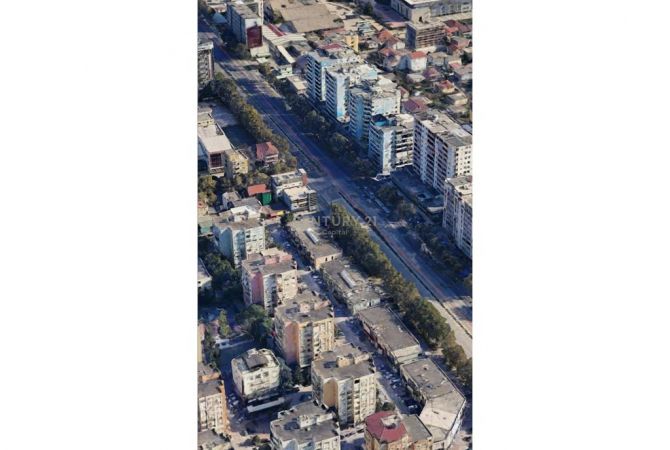 Ambiente Commerciale in Affitto 1+1 a Tirana - 3,500 Euro