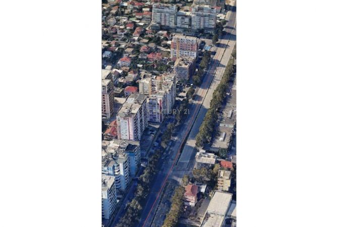 Ambiente Commerciale in Affitto 1+1 a Tirana - 3,500 Euro