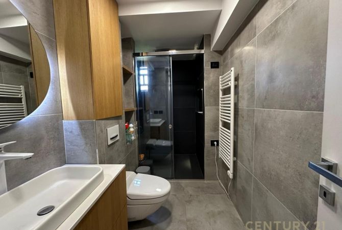 Shtepi me qera Apartament ne Tirane, 1+1, Mobilimi E mobiluar, Pagesa 850  Euro.