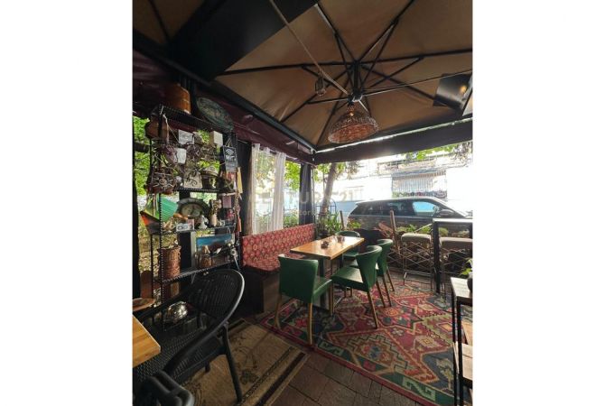 Ambient biznesi me qera 2+1 ne Tirane - 1,500 Euro