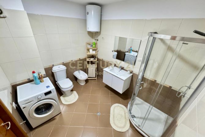Shtepi me qera 1+1 ne Tirane - 750 Euro