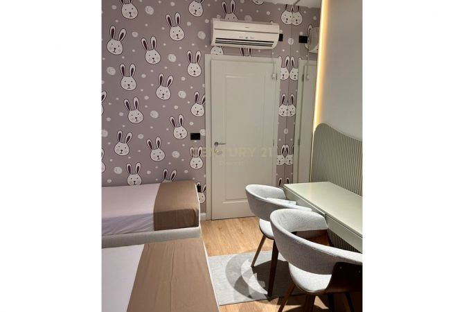 Shtepi me qera Apartament ne Tirane, 2+1, Mobilimi E mobiluar, Pagesa 1,200  Euro.