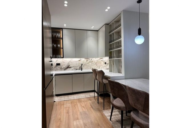 Shtepi me qera Apartament ne Tirane, 2+1, Mobilimi E mobiluar, Pagesa 1,200  Euro.