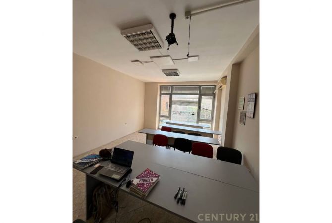 Jepet Ambient Zyre me Qira ne Qender!