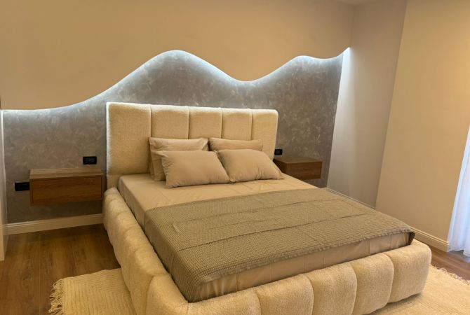 Shtepi ne shitje Apartament ne Tirane, 2+1, Mobilimi E mobiluar, Pagesa 348,000  Euro.