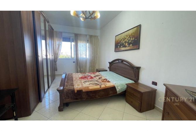 Shtepi me qera 2+1 ne Tirane - 600 Euro