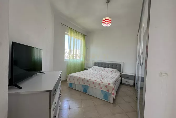 Shtepi me qera 1+1 ne Tirane - 370 Euro