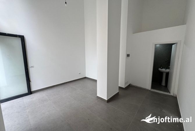 Ambient biznesi me qera 1+1 ne Tirane - 500 Euro