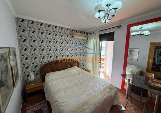 Shtepi me qera Apartament ne Tirane, 3+1, Mobilimi E mobiluar, Pagesa 900  Euro.