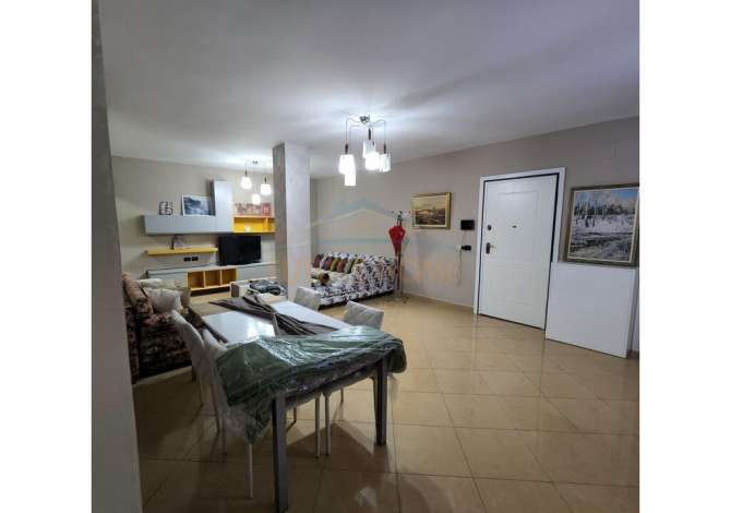 Shtepi me qera 2+1 ne Tirane - 2,000 Euro