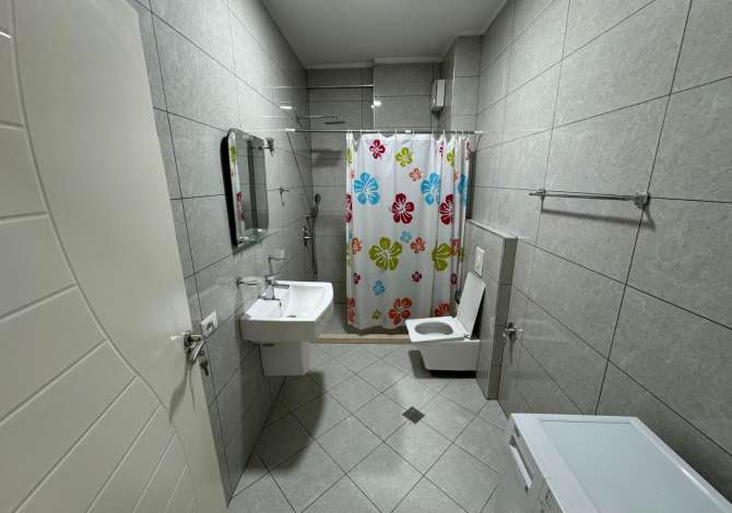 Shtepi ne shitje Apartament ne Tirane, 1+1, Mobilimi E mobiluar, Pagesa 145,000  Euro.