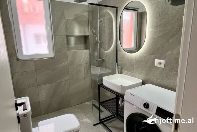 Shtepi me qera 1+1 ne Tirane - 450 Euro