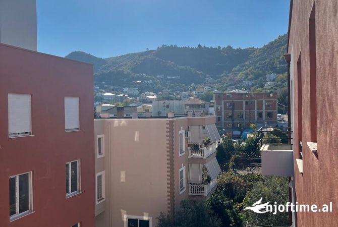 Shtepi me qera 1+1 ne Tirane - 450 Euro