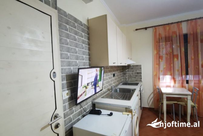 Casa in affitto Garsoniere a Tirana - 350 Euro