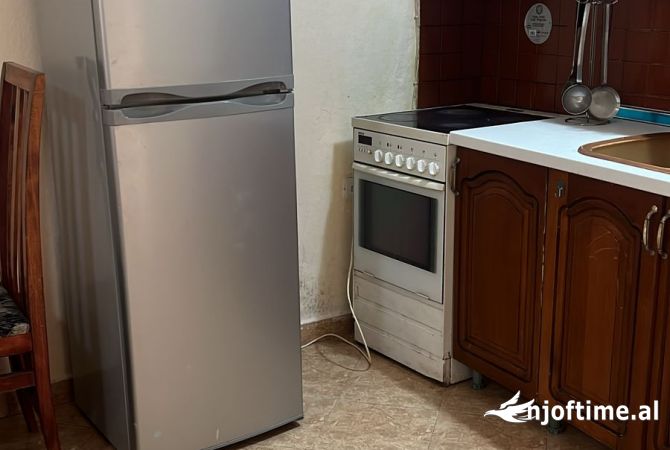Shtepi me qera 1+1 ne Tirane - 300 Euro
