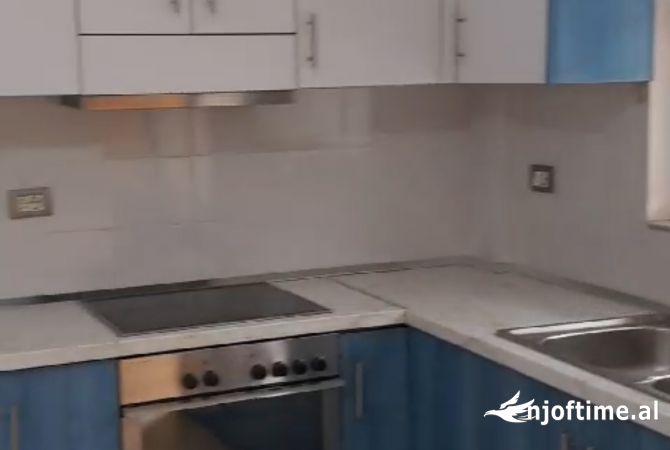 Shtepi me qera 1+1 ne Tirane - 32,000 Leke