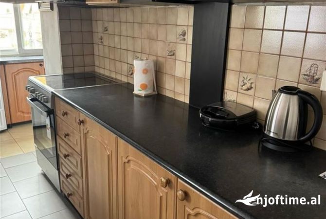 Shtepi me qera 1+1 ne Tirane - 500 Euro