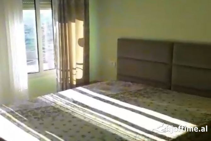 Shtepi me qera 2+1 ne Tirane - 400 Euro