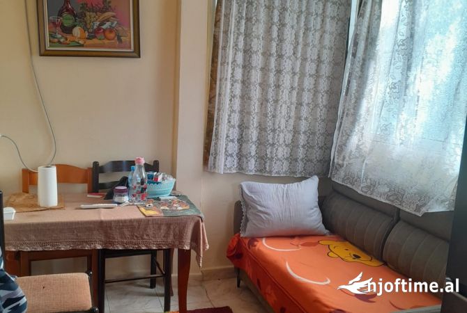 Shtepi me qera 1+1 ne Tirane - 300 Euro