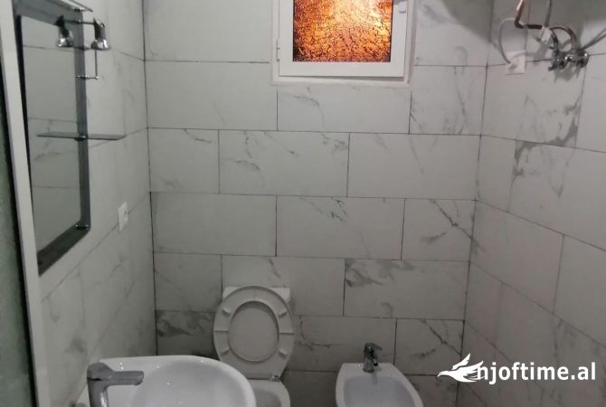 Shtepi me qera 1+1 ne Tirane - 300 Euro