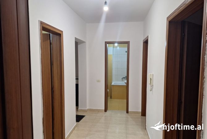 Shtepi me qera 2+1 ne Tirane - 500 Euro