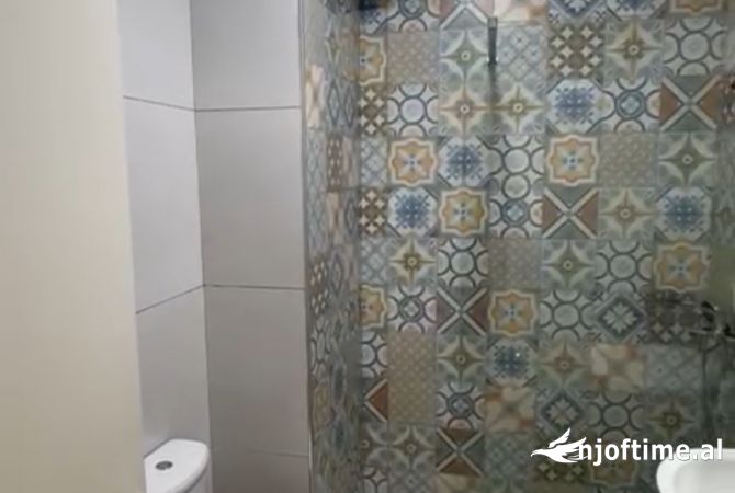 Shtepi me qera 1+1 ne Tirane - 400 Euro