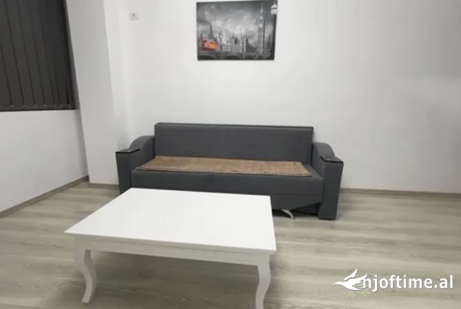 Shtepi me qera Apartament ne Tirane, 1+1, Mobilimi E mobiluar, Pagesa 350  Euro.