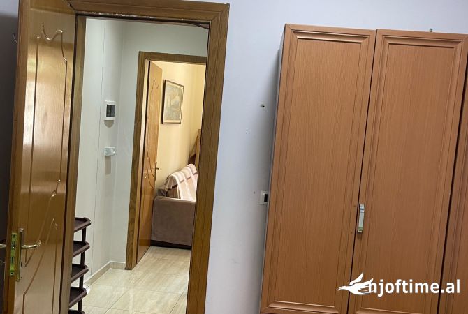 Shtepi me qera 1+1 ne Tirane - 300 Euro