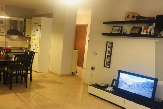 Casa in affitto 1+1 a Tirana - 350 Euro