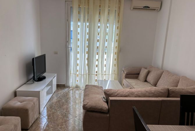Shtepi me qera 1+1 ne Tirane - 550 Euro