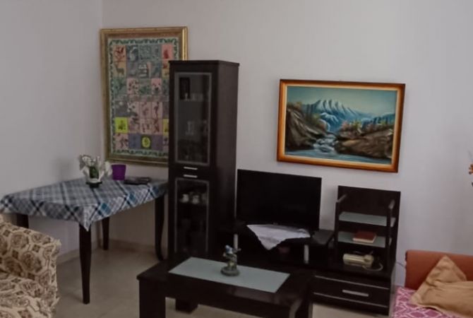 Shtepi me qera 2+1 ne Tirane - 500 Euro